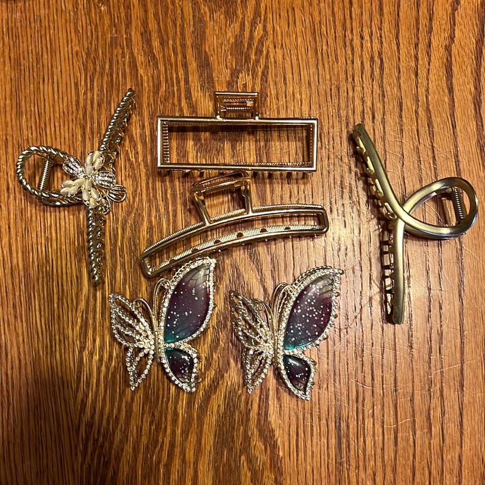 Hair clips
